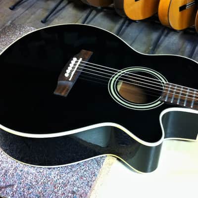 Belle Takamine EG260C Electro-acoustique black image 6