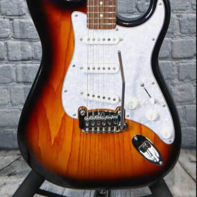 G&L Tribute Series Legacy | Reverb