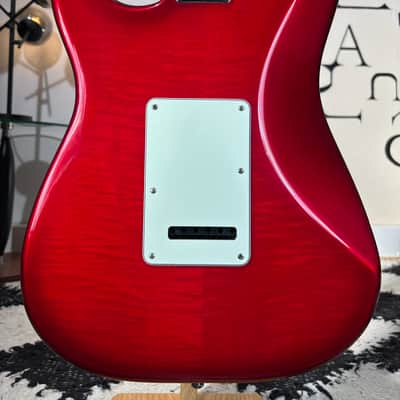 Fender Stratocaster Ultra Crimson Burst 1993 All original With full Case Candy AMAZING! image 7