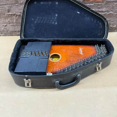 Oscar Schmidt OS21C 21-Chord Autoharp Tobacco Sunburst w/ Case – Project, Missing Strings & Chord Buttons image 17