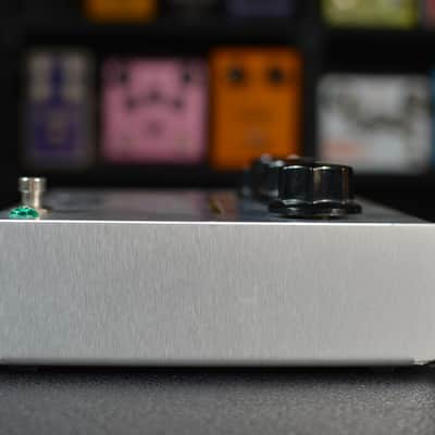 Origin Effects Cali76-TX Limiting Amplifier 2010s - Silver image 5