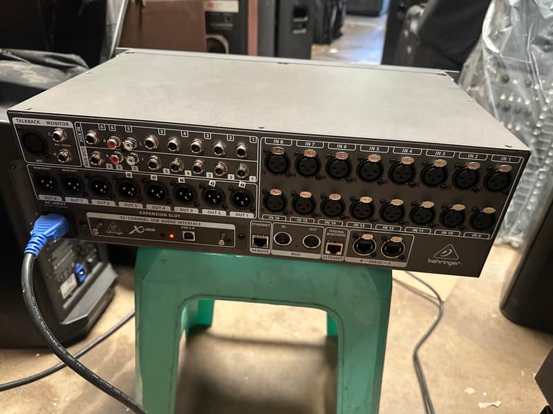 Behringer X32 Rack 40-Input 25-Bus Rackmount Digital Mixer 2014 - Present - Standard image 1