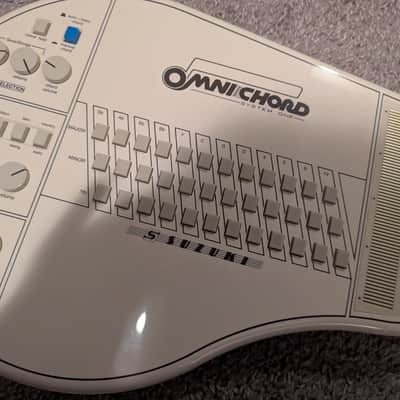 Suzuki OM-36 Omnichord 1984 - Beige image 8