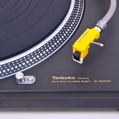 Rare Technics SL-1200 MK4 Turntable In Near-Mint Condition image 2