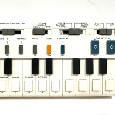 Realistic concertmate-200 VL-1 VL-Tone 29-Key Synthesizer Keyboard 1979 - 1984 - White image 7