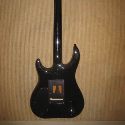 Brian Moore MC/1 guitar '96 #585 rare, excellent, signed image 6