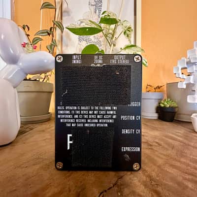 Tomkat Cloudy 2020s - Black - guitar pedal adaptation of Mutable Instruments’ Clouds image 4