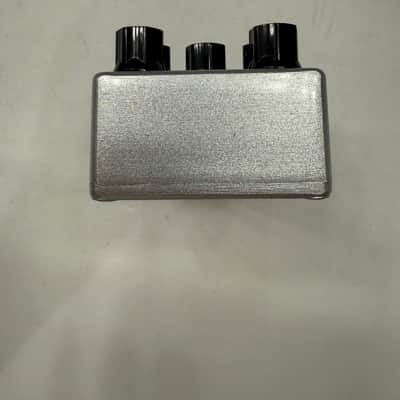 MXR Dunlop M-75 Super Badass Distortion Guitar Effect Pedal image 5