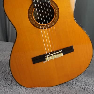 Albeniz (Zen-On) Modelo 50 Japan Classical Guitar image 1