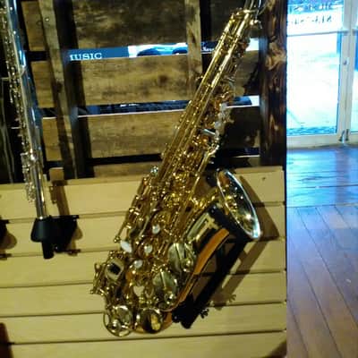 Stagg WS-AS-215 Student Eb Alto Sax w/ Case
