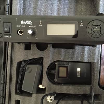 Alien Ears AEW-12 Wireless In-Ear Monitor (w/ Pack & Case) image 1