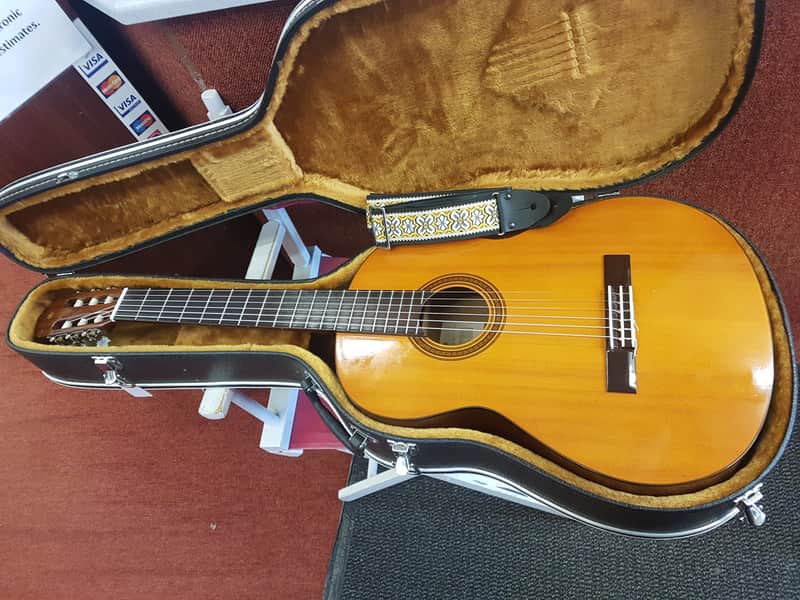 Yamaha CG-110 - Natural image 1