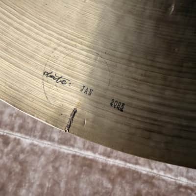 1950s Zildjian A 24" Trans Stamp Type III Ride Cymbal 3421g 1950s Zildjian A 24" Trans Stamp Type III Ride Cymbal 3421g image 6