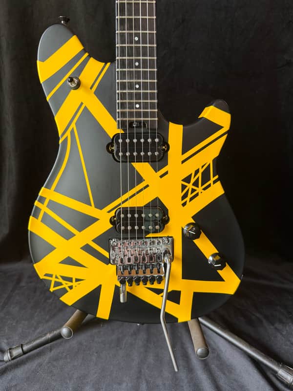 EVH Wolfgang Special Striped with Ebony Fretboard 2024 - Present - Satin Black/Yellow Stripes