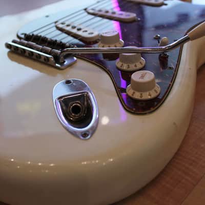Fender Custom Shop 1959 Relic Stratocaster Olympic White Tortoiseshell Rosewood Neck image 4