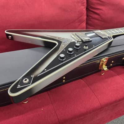 Epiphone Brent Hinds Signature Flying V Custom with Case - Silver Burst image 11