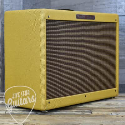 Pre-Owned Fender Hot Rod Deluxe Cab - Tweed image 4