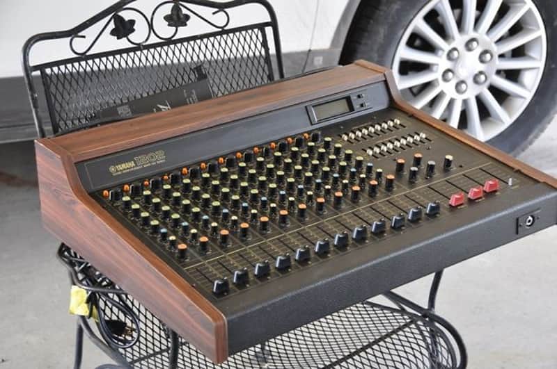 Yamaha 1202 1980 Brown/Black | Reverb