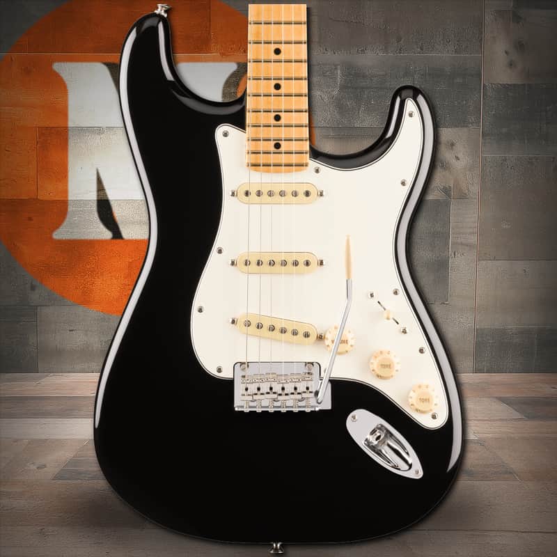 Fender Player II Stratocaster Maple Fingerboard - Black image 1