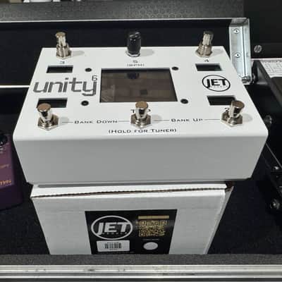 Jet Pedals Unity6 MIDI Controller 2024 - Present - White image 3