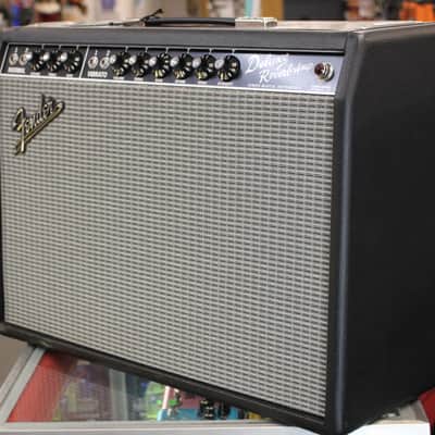 2025 Fender '65 Deluxe Reverb Reissue 22-Watt 1x12" Guitar Combo w/Cover Footswitch Black image 5