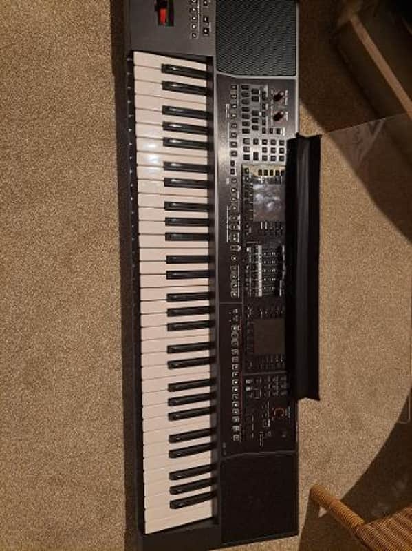 Roland E-A7 61-Key Arranger Keyboard 2015 - Present - Black image 1