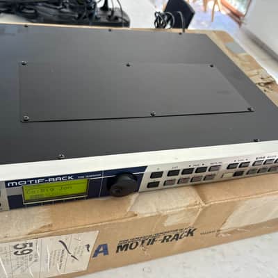 Yamaha Motif Rack Tone Generator 2000s - Gray image 7
