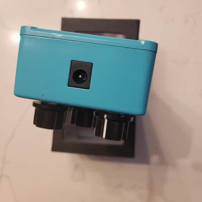 Rogue Analog Delay 2010s - Blue image 5