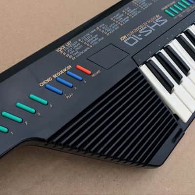Yamaha SHS-10B Vintage Keytar FM Synthesizer Keyboard + Original Soft Case image 2