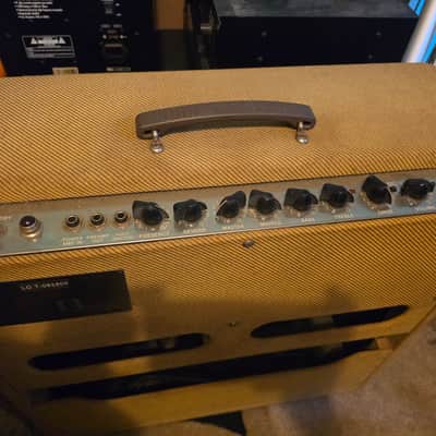 Fender Blues DeVille 2-Channel 60-Watt 4x10" Guitar Combo 1994 - 1996 - Tweed with cover image 6