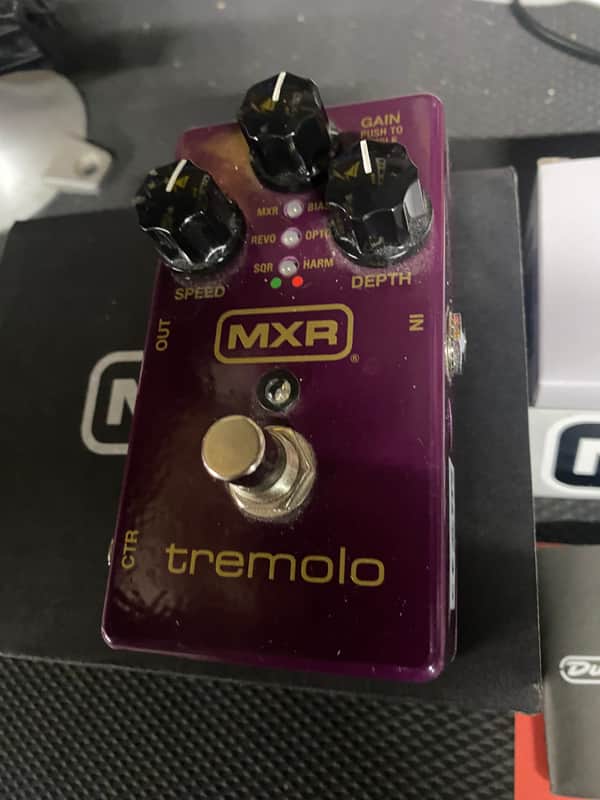 MXR M305 Tremolo