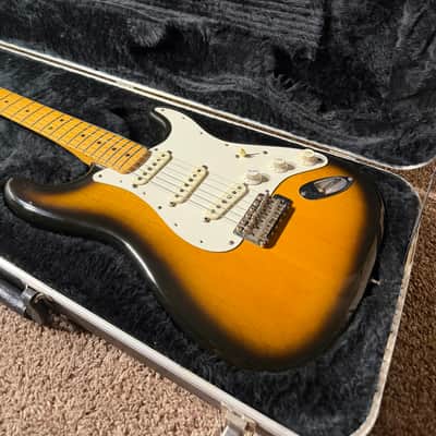 Fender 1986 American Vintage '57 Stratocaster - 2-Color Sunburst image 11