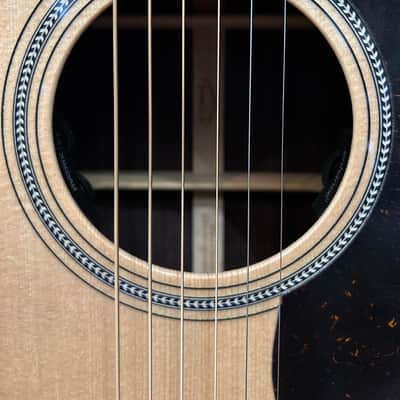 Martin  D16E-01 - Gloss Spruce top/ Satin Rosewood back/sides #2802370 4lbs. 10.9oz image 4