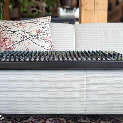 Mackie ProFX30v3 Series 30-Channel Professional Effects Mixer Used image 3