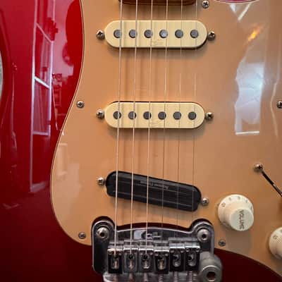 G&L G&L Legacy Strat Candy Apple Red "Matched Headstock" inkl. Case 1999–2010 - Candy Apple Red image 10