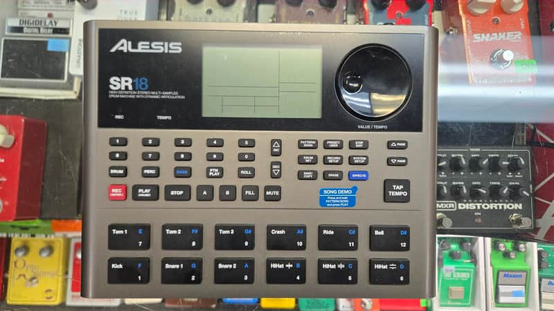 Alesis SR-18 2010's image 1