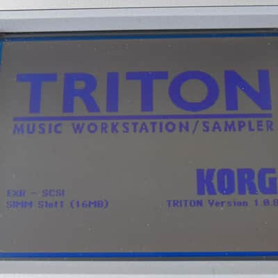 KORG TRITON 61-Key Music Workstation Synthesizer in Very Good condition image 4
