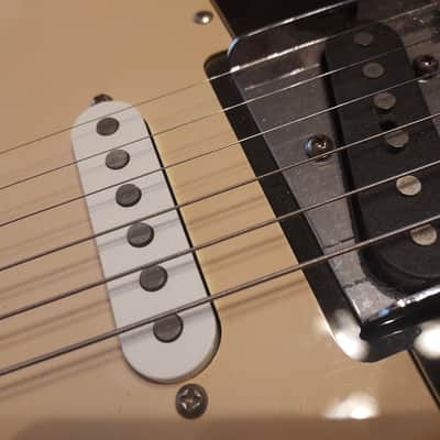 Squier Vintage Modified Telecaster SSH 2007 - 2011 - Black image 8