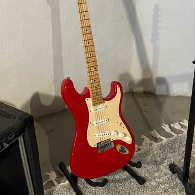 Peavey Predator 1994 - Red image 1