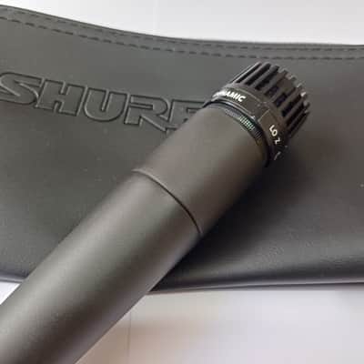 Shure SM57 Cardioid Dynamic Microphone - with zip case and mic clip image 7