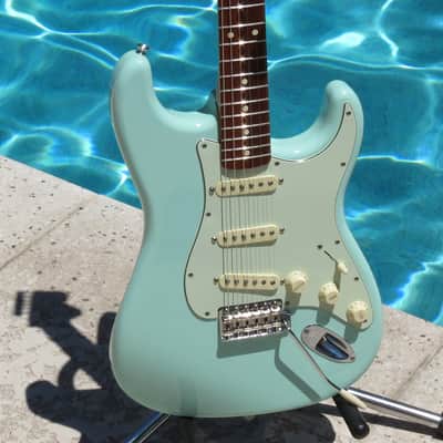 Surf Green Fender Vintera '60s Stratocaster (2020) w Pau Ferro Fretboard 2019 - 2023 image 20