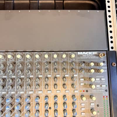 Mackie 1604-VLZ Pro 16-Channel Analog Mixer w/ XDR Preamps & SKB Rack Case image 5