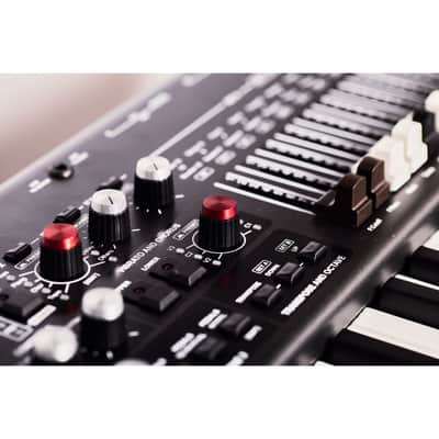 Viscount Legend ONE 73 - Electronic Organ image 6