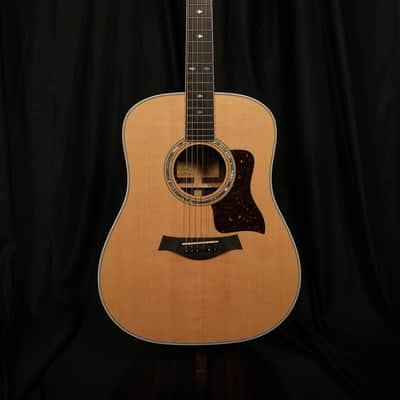 Taylor Legacy 810e 2026 Natural image 3