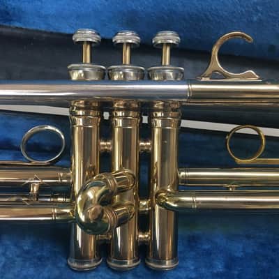 RARE Vintage 1960 King Super 20 "Silver-Sonic" Professional Bb Trumpet; with Case, Mouthpiece image 2