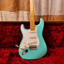 Fender '57 Stratocaster AVRI Lefty 2023 - Seafoam Green