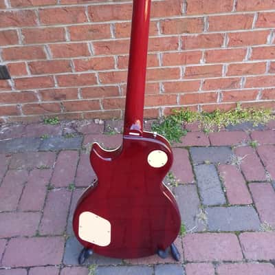 AXE Tradition 2014 Cherry Sunburst LP style, Locking tuners, Bone nut, "B" Stock image 6
