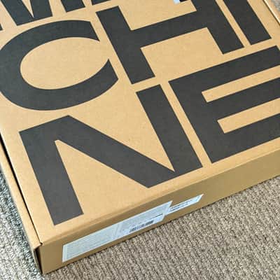Native Instruments Maschine Plus 2020 - Present - Black image 10