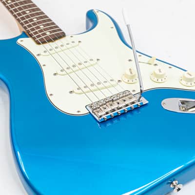 Fender MIJ 2017 Stratocaster in Lake Placid Blue – Minty Clean Classic, Ready to Rip image 5