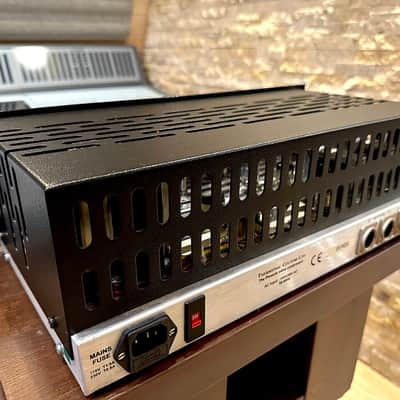 Thermionic Culture Phoenix Valve Compressor Black image 2